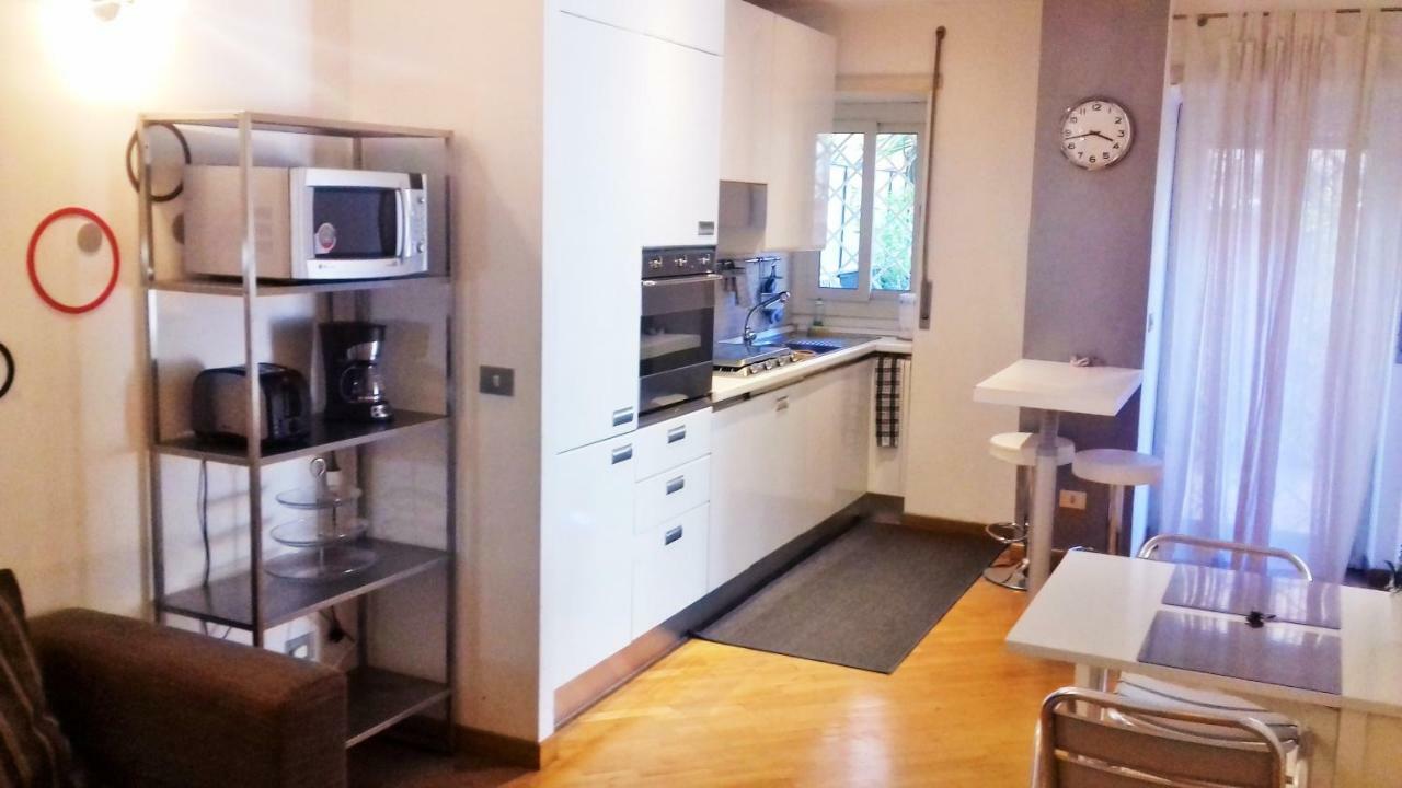 We Love It - Bestbnb Garbatella Rome Bagian luar foto